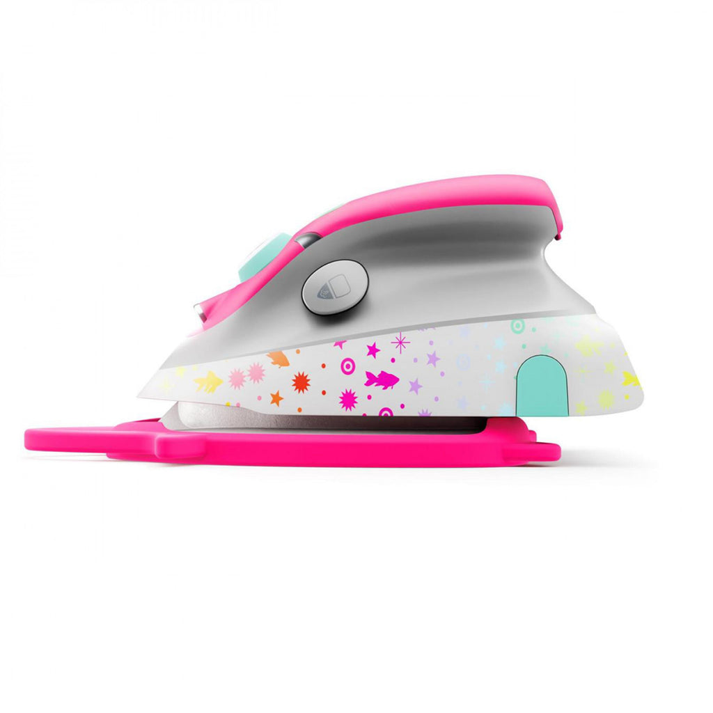 Oliso TG1600 Pro Plus Watt Smart Iron! Trying out the Pink Oliso. 